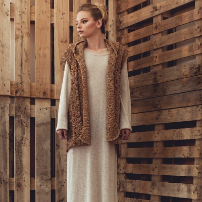 Grigi Vest of knitted cork